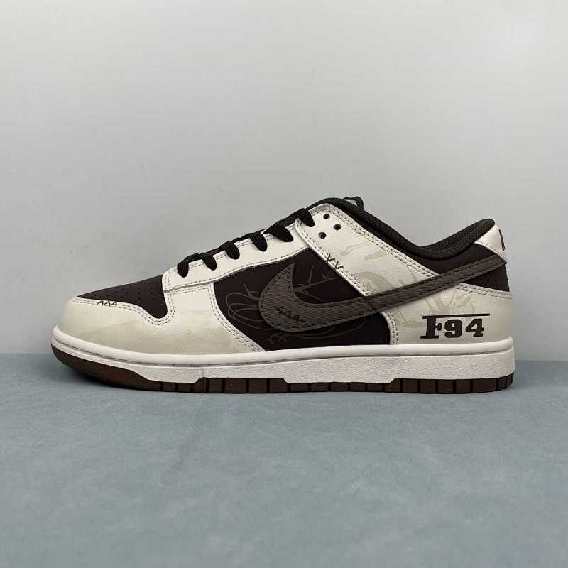 T Nike Dunk Low WG1123-031 40 40 5 41 42 42 5 43 44 44 5 45